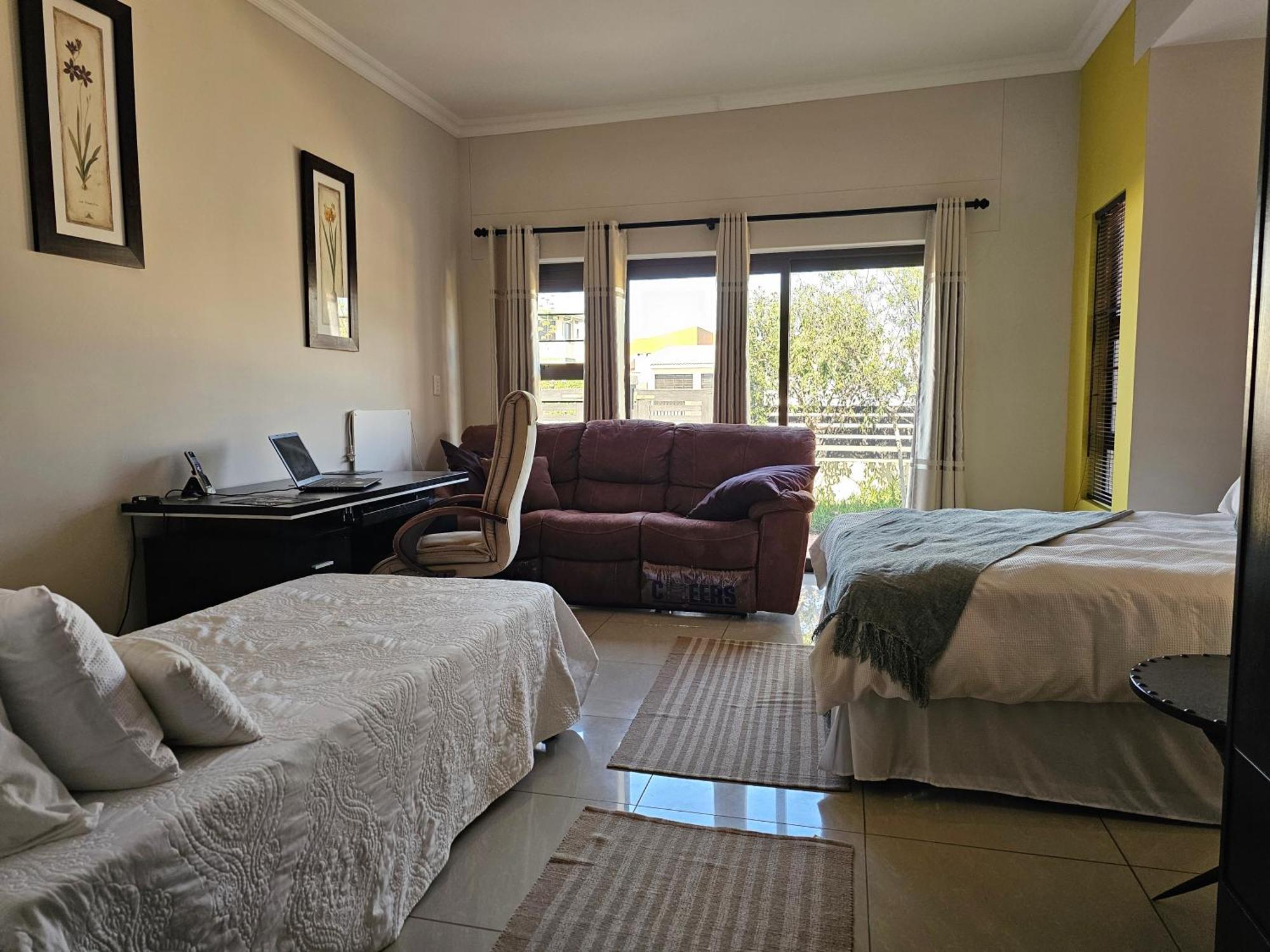 Cora'S Boutique Bed & Breakfast Свакопмунд Екстер'єр фото