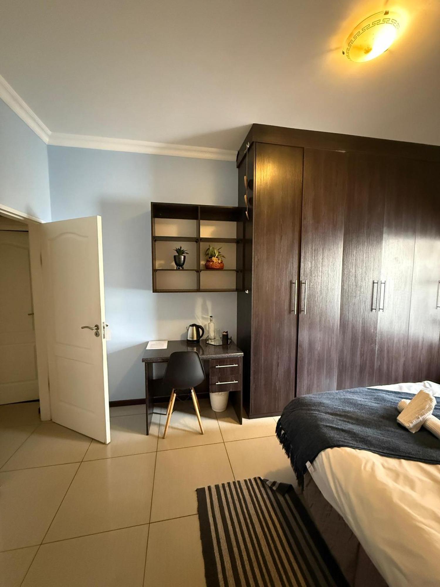 Cora'S Boutique Bed & Breakfast Свакопмунд Екстер'єр фото