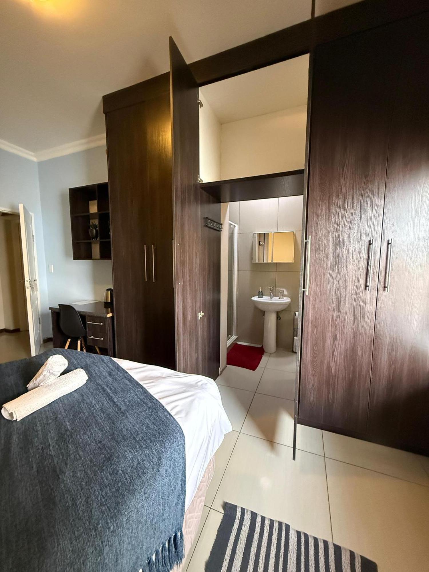 Cora'S Boutique Bed & Breakfast Свакопмунд Екстер'єр фото