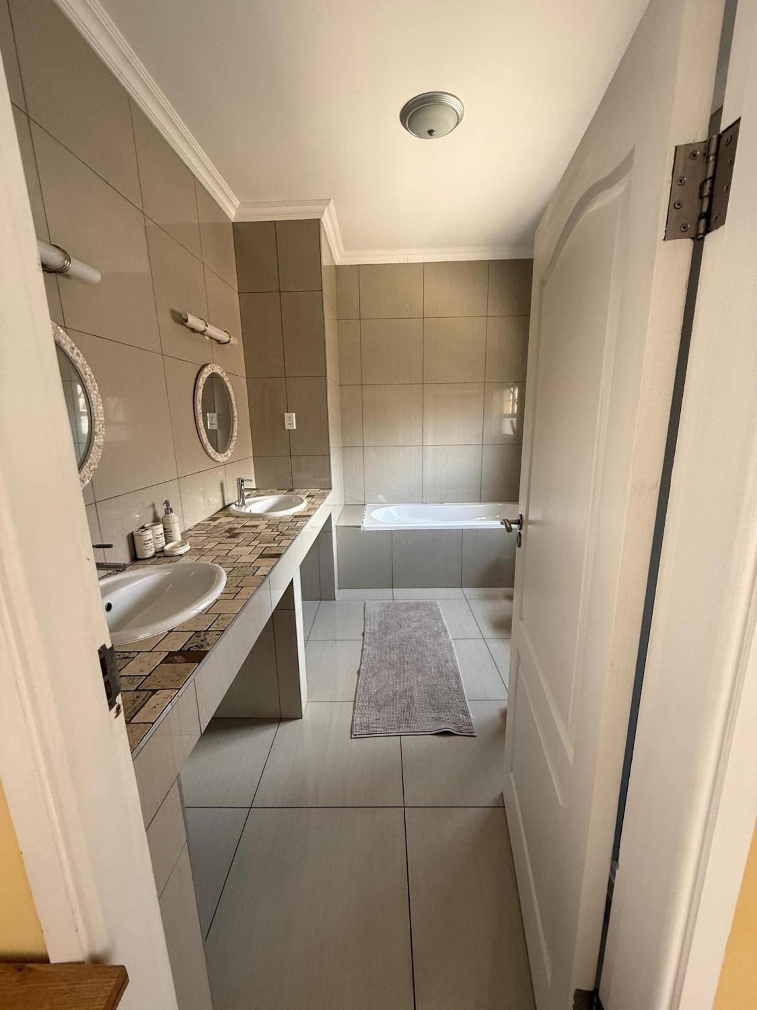 Cora'S Boutique Bed & Breakfast Свакопмунд Екстер'єр фото