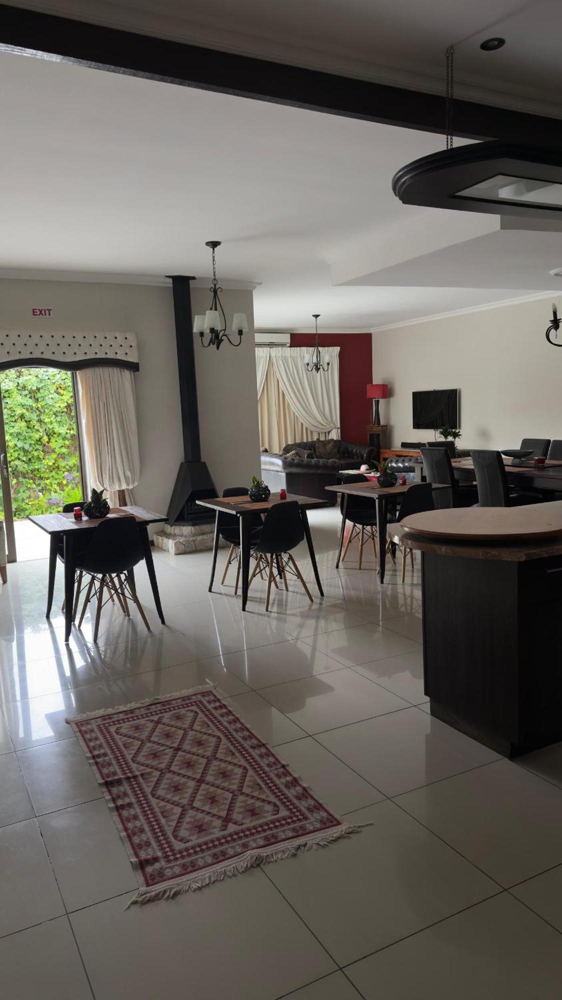 Cora'S Boutique Bed & Breakfast Свакопмунд Екстер'єр фото