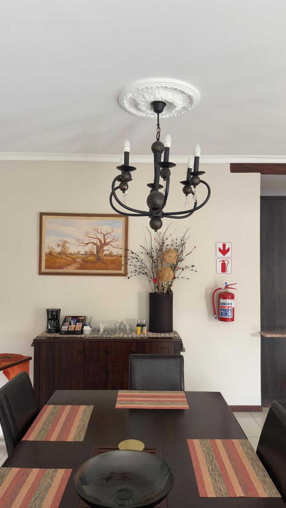 Cora'S Boutique Bed & Breakfast Свакопмунд Екстер'єр фото